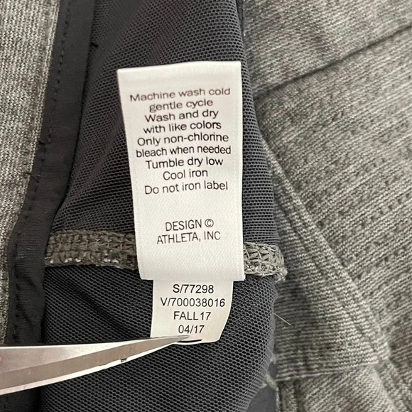 Athleta | Ponte Moto 2.0 Travel Pants Snap Button Zip Stretch Zip Pockets - Picture 8 of 8